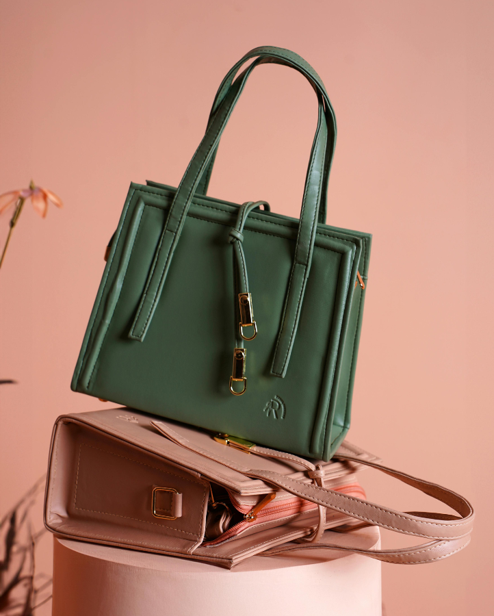 Green - Lama - Black, Large